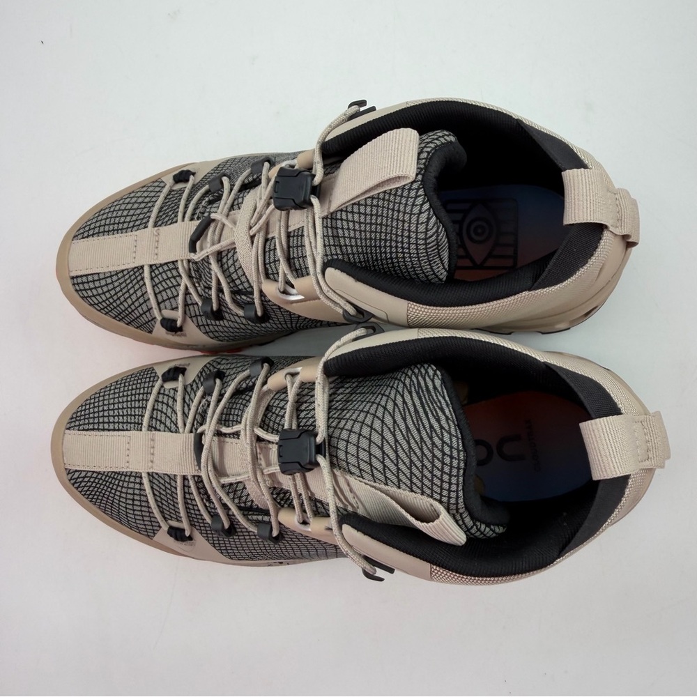 On Running Women’s Cloudtrax Sensa - SZ 7.5 - Sand/Flame Hiking Boots Sneakers - Picture 6 of 14